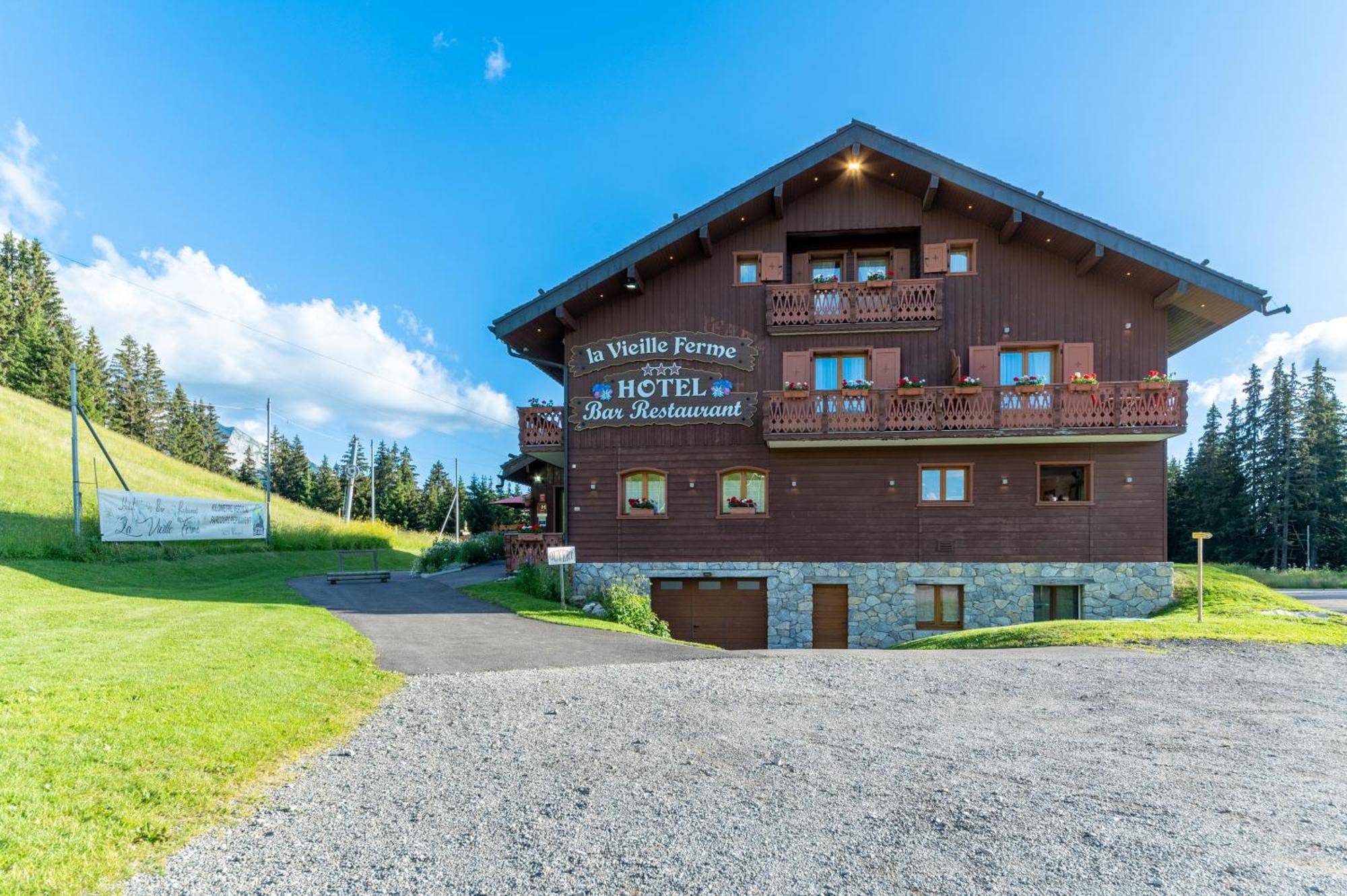 ホテル La Vieille Ferme マニグード エクステリア 写真
