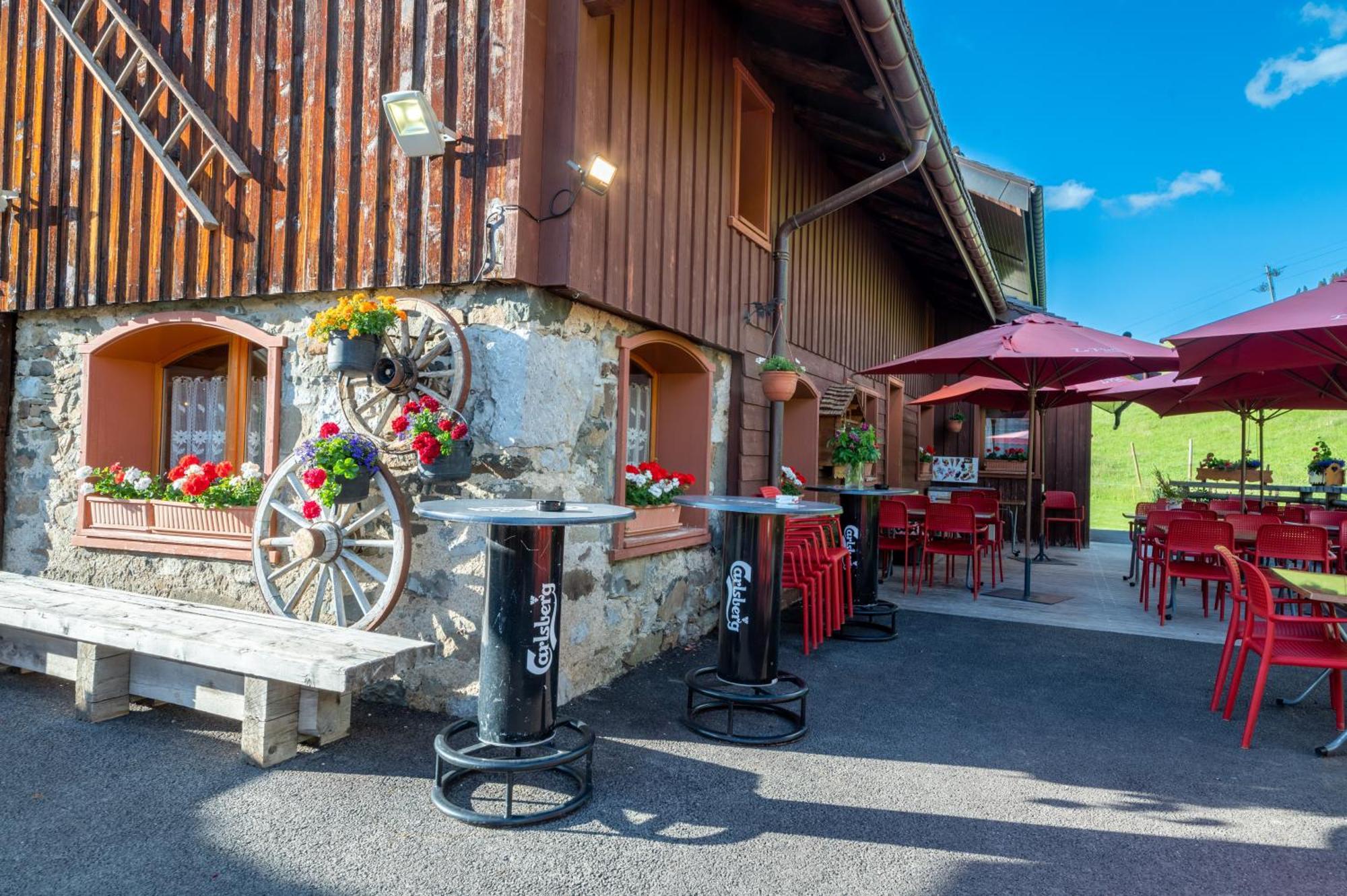 ホテル La Vieille Ferme マニグード エクステリア 写真